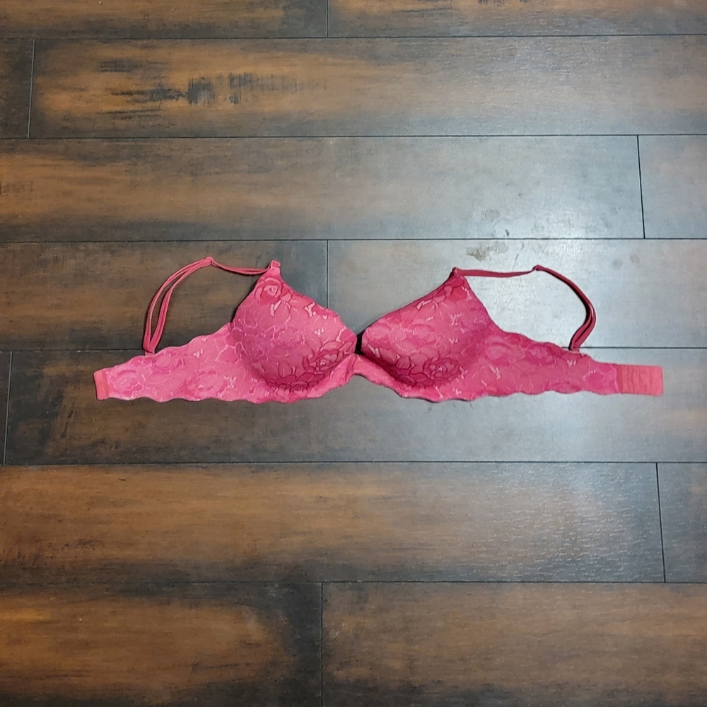 Victorias Secret Very Sexy Secret Embrace Push Up Bra